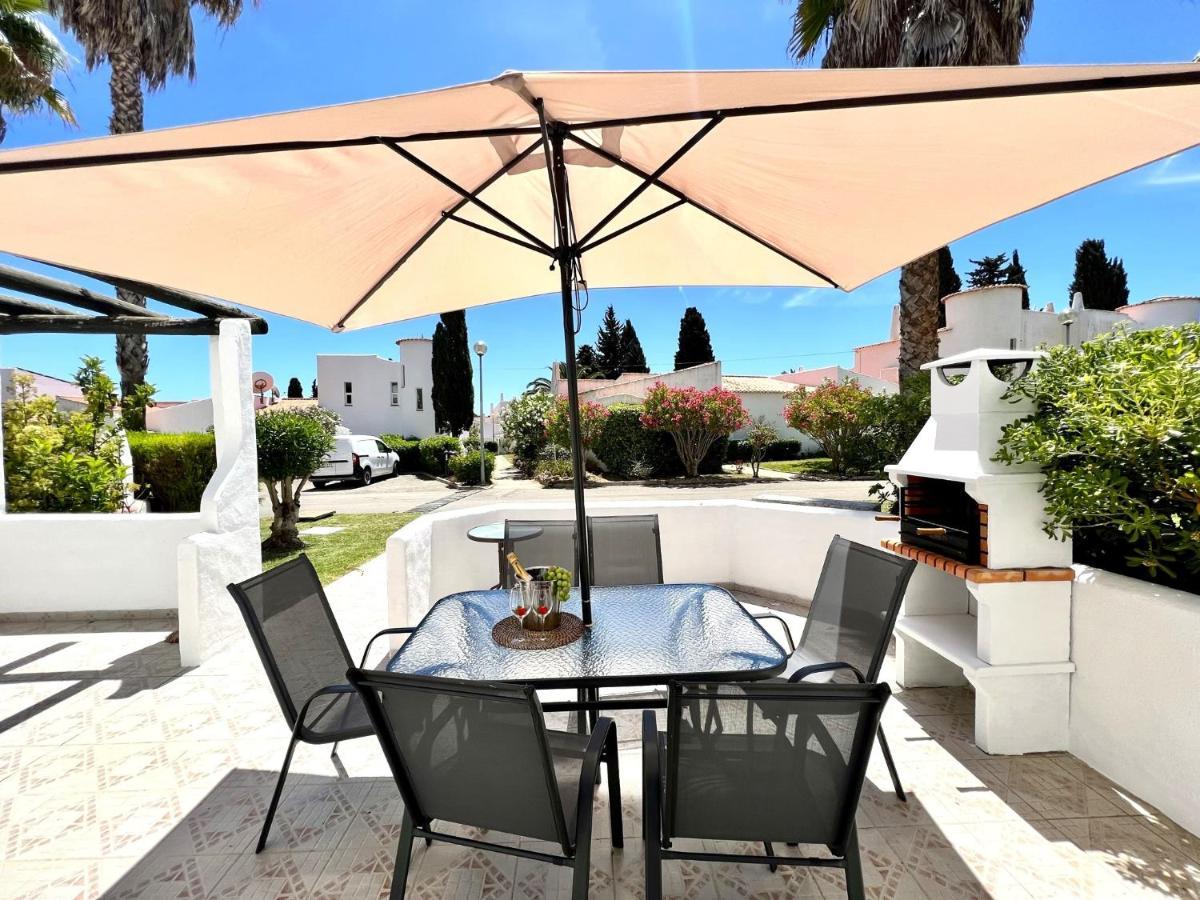 Armacao De Pera Twins 3 With Pool By Homing Apartamento Exterior foto