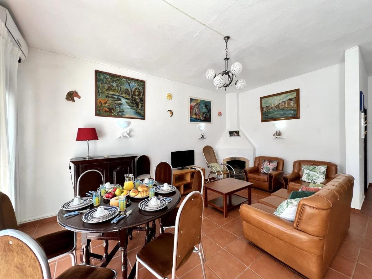Armacao De Pera Twins 3 With Pool By Homing Apartamento Exterior foto