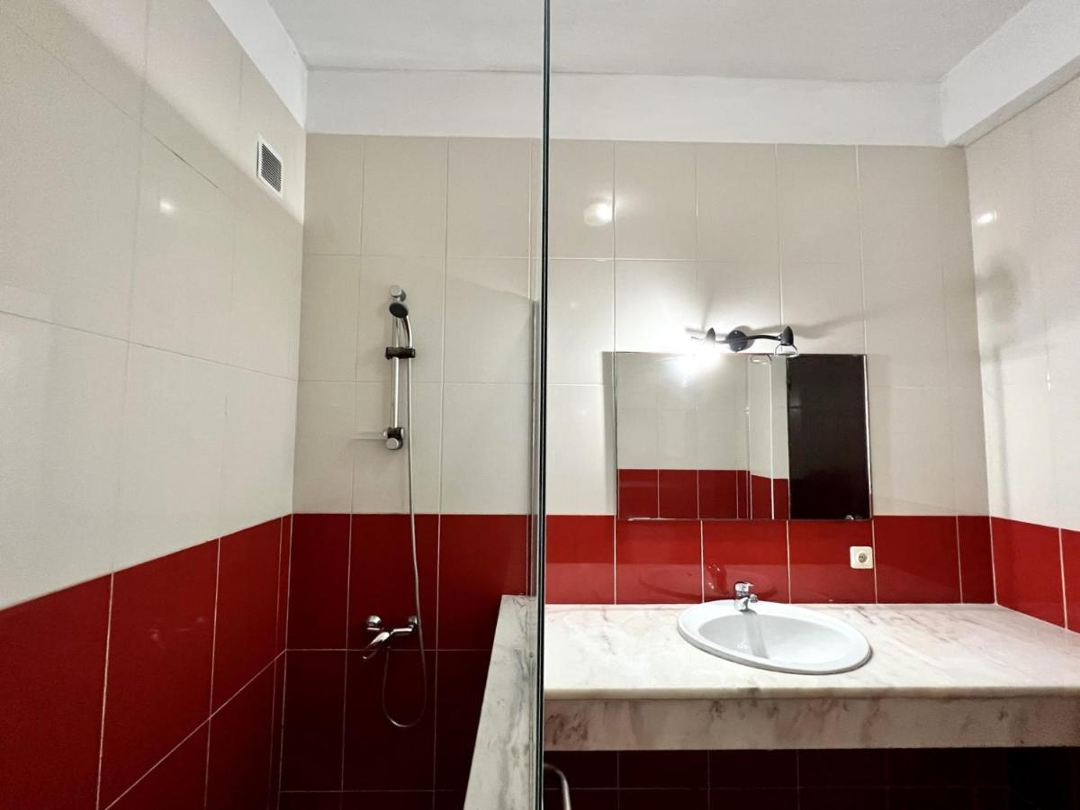Armacao De Pera Twins 3 With Pool By Homing Apartamento Exterior foto