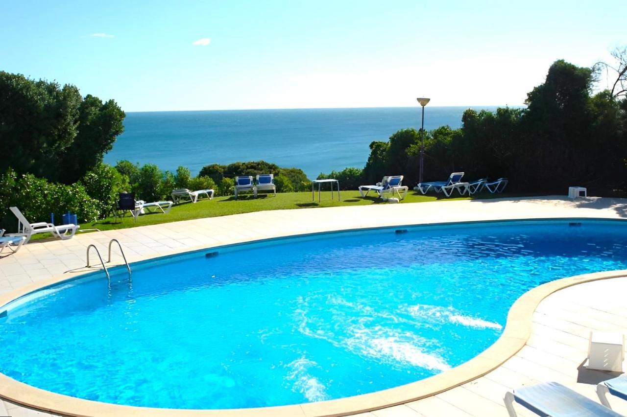 Armacao De Pera Twins 3 With Pool By Homing Apartamento Exterior foto